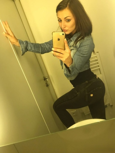 masturbazione della nonna porno gratis fotografie