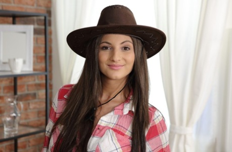 Nicolette Noir nice actress galleries