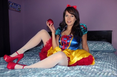 milf cosplay porn pics