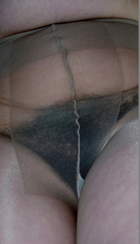 mature pantyhose hot sex images