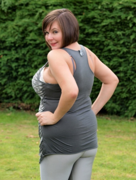 chubby leggings free nude gallery
