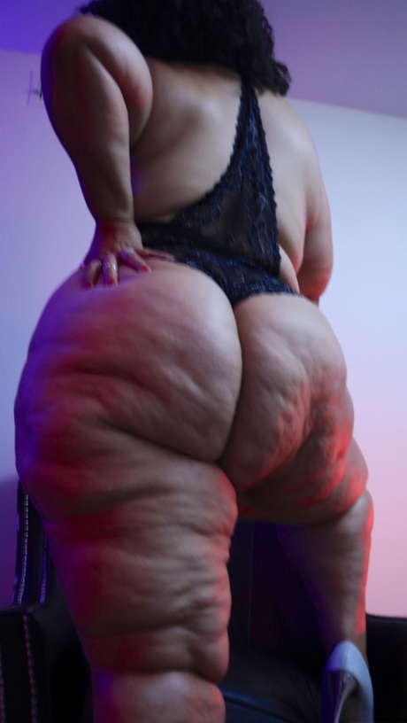 tlustý zadek zralý docela zdarma galerie