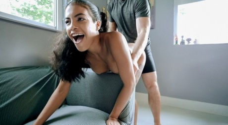 Maya Farrell pornstar photos