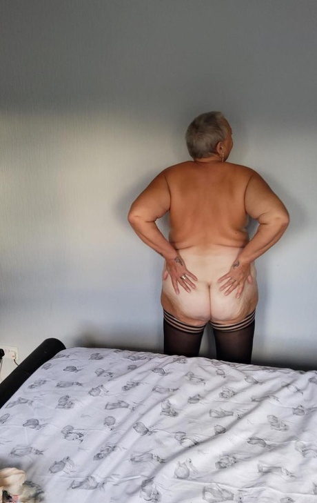 bestemor rumpe nudes fine img