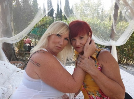 tatuaggio della nonna arte erotica collezione