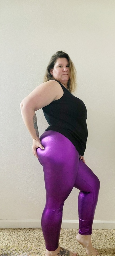chubby leggings free nude picture