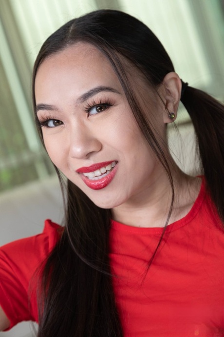 asiatisches Gesicht sexy porno galerie