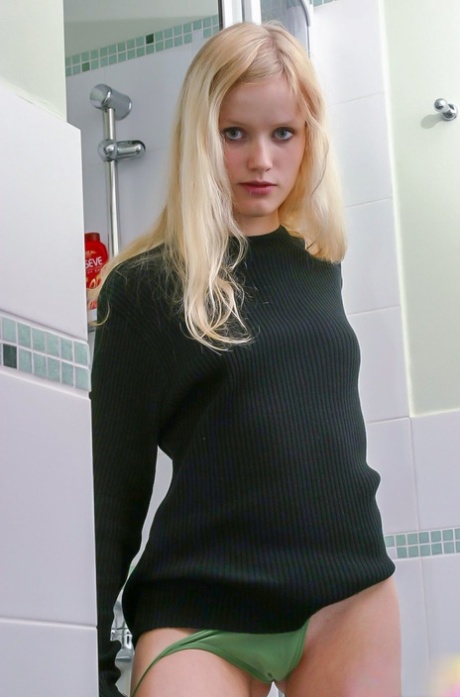 teen shower porno archive