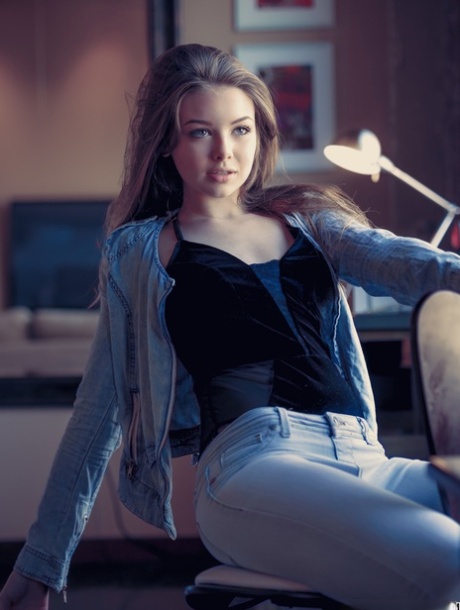 jeans attillati adulto libero galleria
