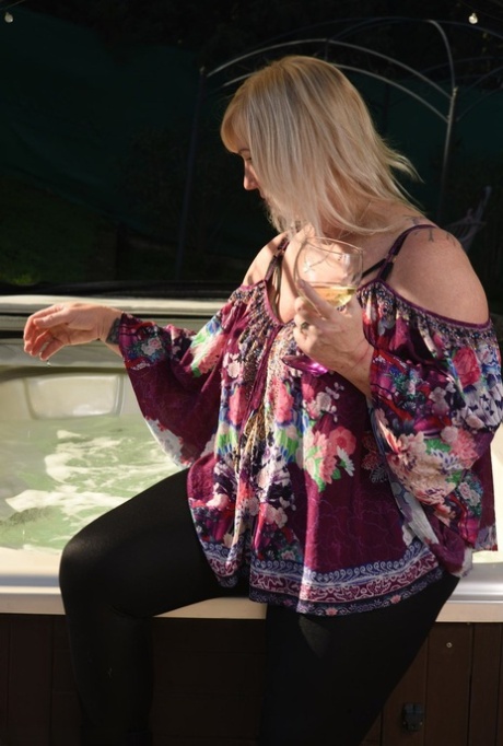 mollige Leggings exklusive pornographische fotos