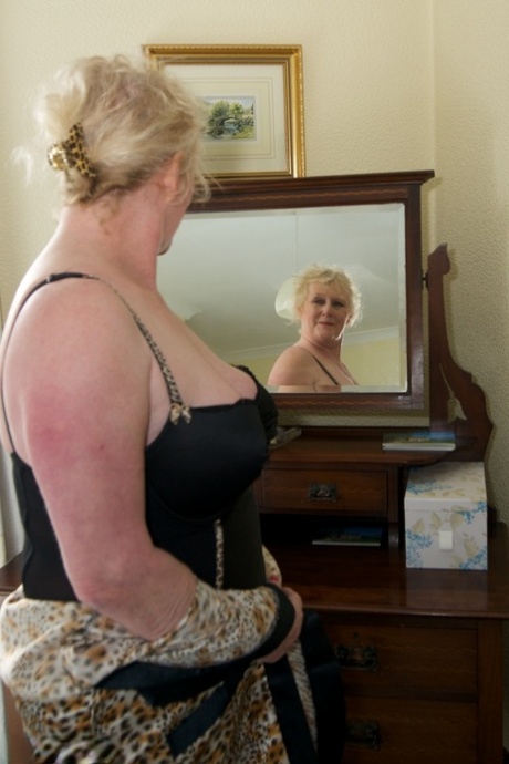 lingerie gilf parte superiore dell'hd immagine