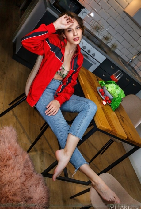 Teen Jeans erotische nacktheit bilder