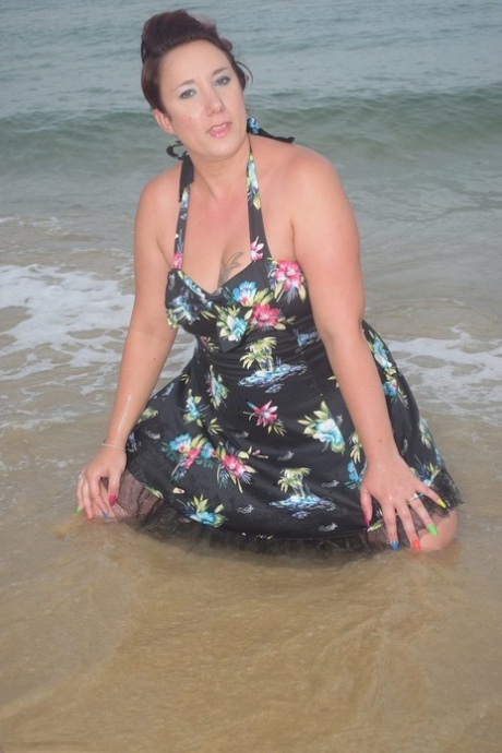 granny beach pornos pic