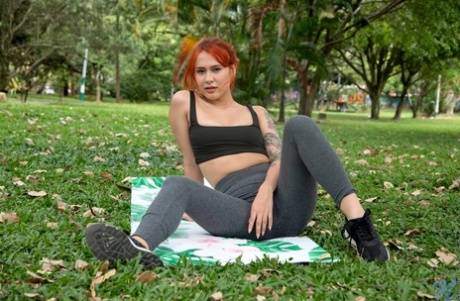 yoga pants spread naked photos