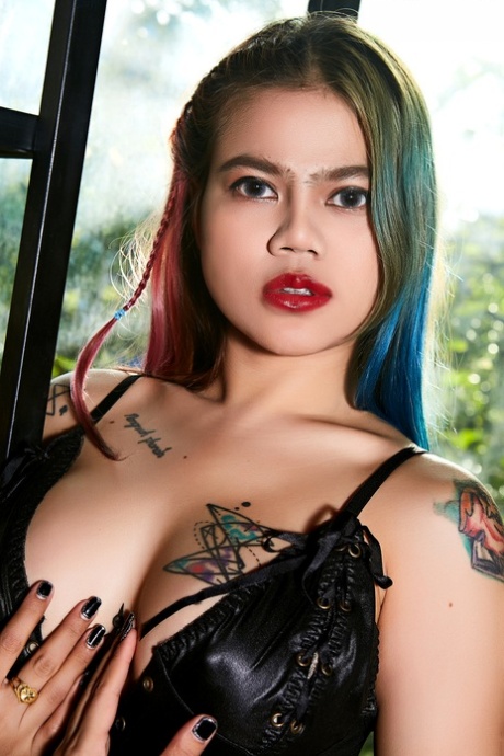 asiatische Tätowierung porno exklusive bild