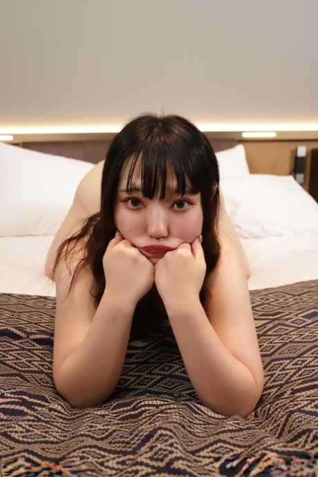 cuisses asiatiques épaisses xxx haut galerie