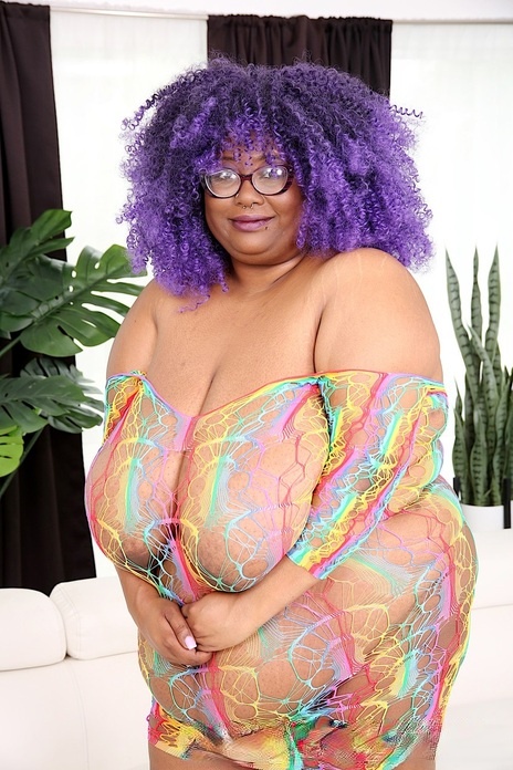 ebony saggy tits beautiful xxx pictures