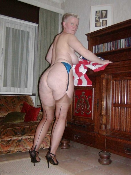 bbw rakad fitta konst gratis bild