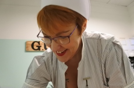 mature nurse hd galleries