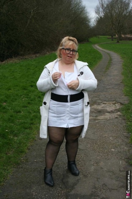 botas bbw desnudo caliente imágenes
