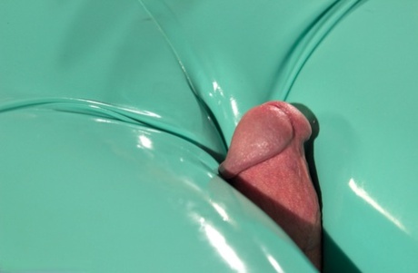 milf cameltoe naked photos