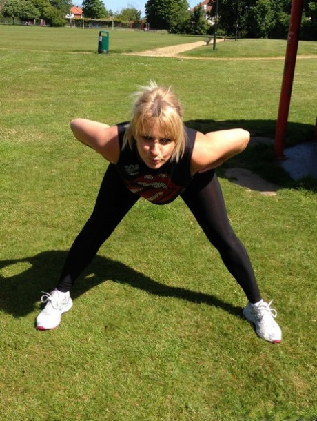 mature yoga pants hot xxx pictures
