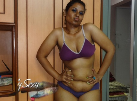 Lily Singh beautiful pornstar image