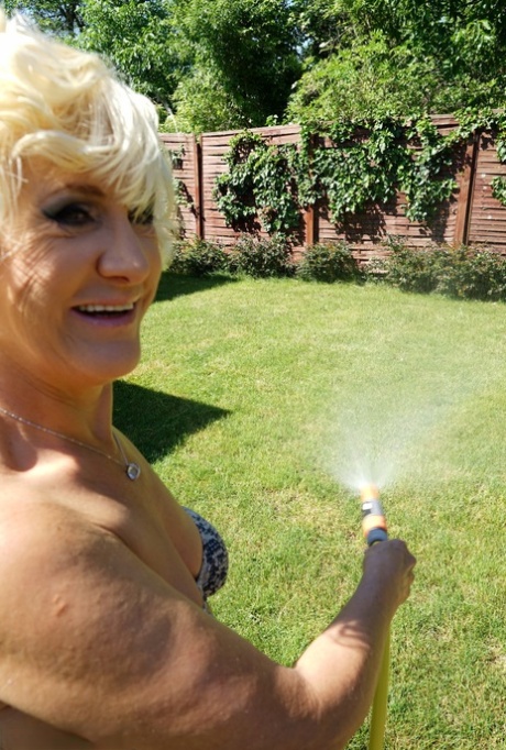 granny solo naked pic