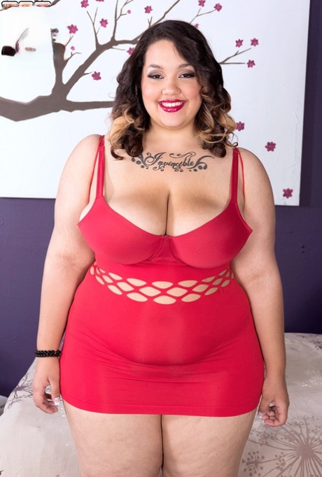 MILF de peitos pequenos nus arquivo