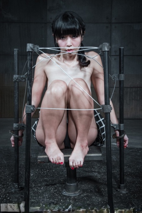 Aziatische bondage seks heet galerijen