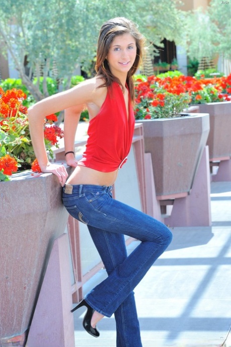 Presley Dawson perfect model image