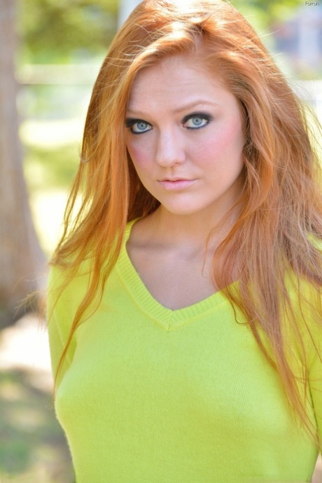Farrah Flower star erotic img