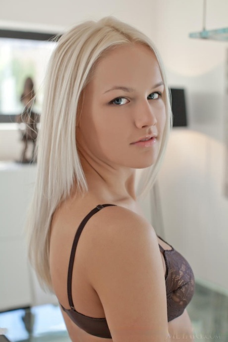 Katharine Fozol model best pic