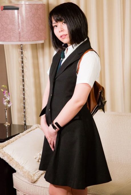 teen ladyboy beautiful naked image