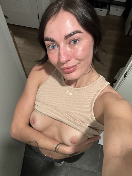 熟女自拍 成人 畫廊