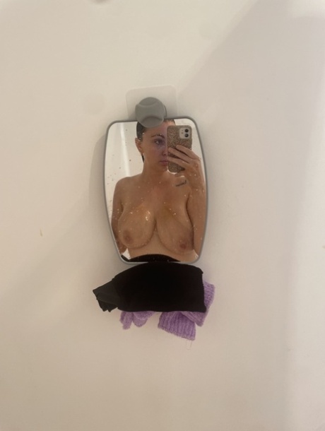 store pupper selfie naken erotisk arkiv