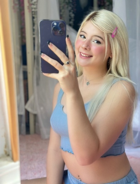 chubby blonde teen pornographic img