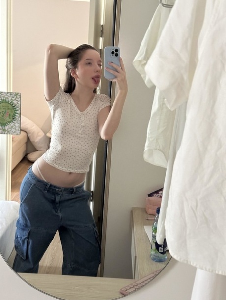 10代の自撮り ホットセクシー 画像