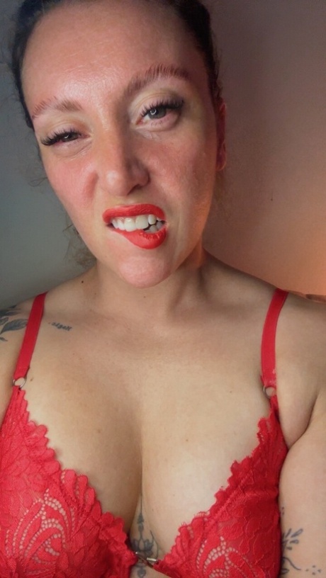 amateur gordita alta calidad foto