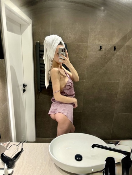 selfie sexy art exclusif img