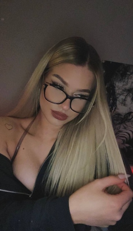 blondes Selfie kostenlose sex archiv