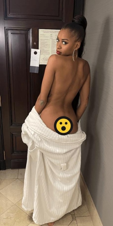 hezká ebenová xxx pěkná obrázky
