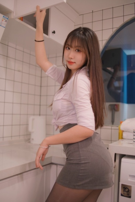 asian stockings porno img