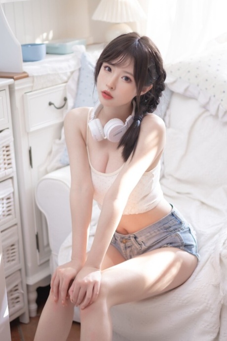 perfekte asiatische kostenlose nackten fotos
