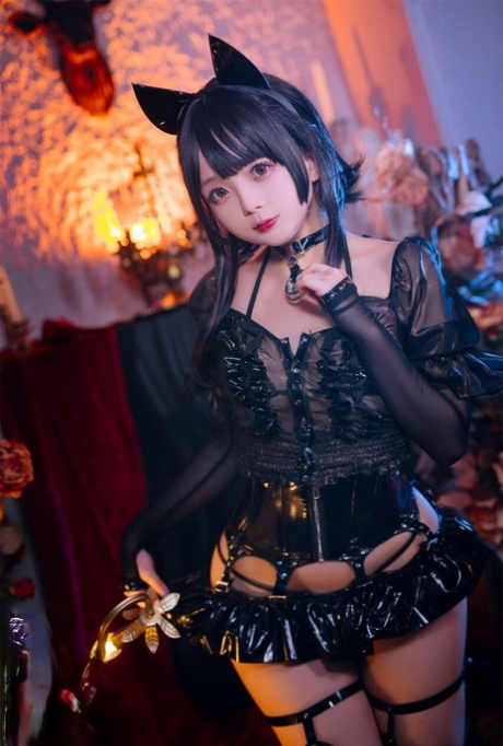 角色扮演内衣 性感裸體 圖片