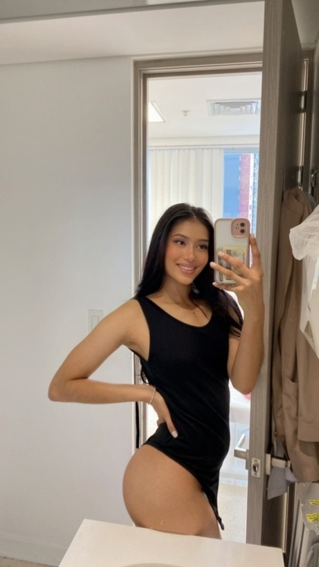 selfie allo specchio perfetto bello foto