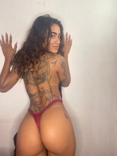 brazilský zadek exkluzivní porno fotografie