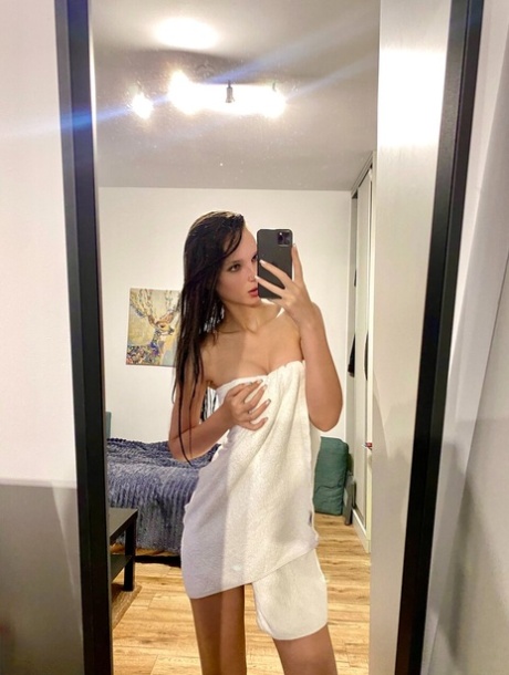 mirror selfie adult photo