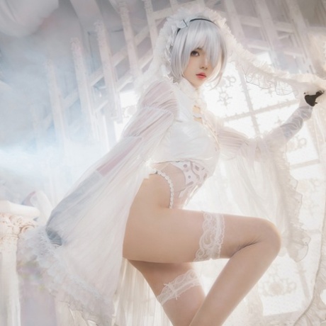 フレンチアナル セクシー裸 写真