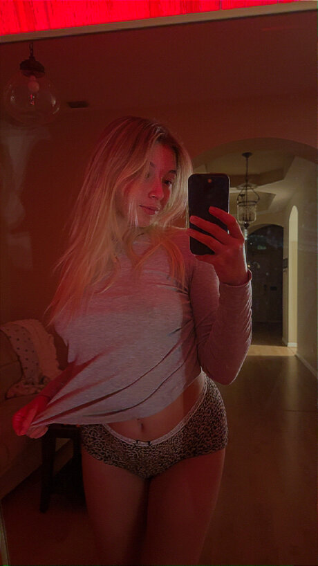 sexy selfie hot naked galleries